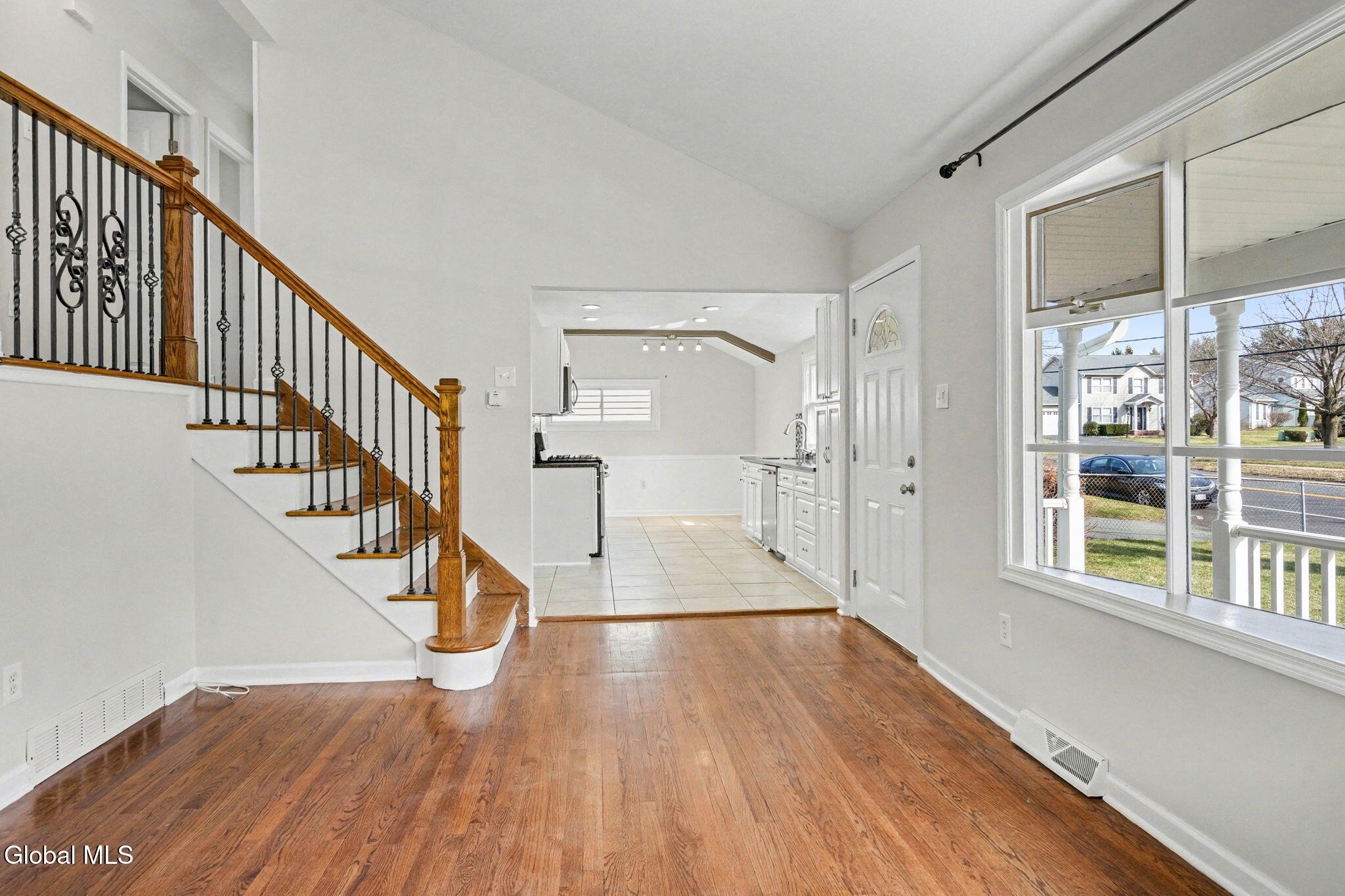 54 Forts Ferry Road Colonie, NY 12110 - Photo 6 of 35 32-web-or-mls-54-forts-ferry-rd