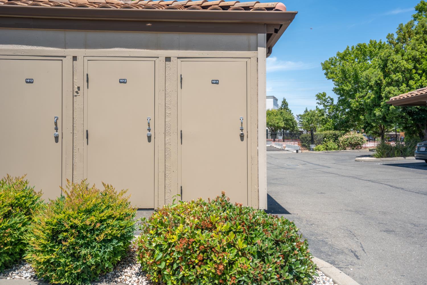 4200 East Commerce Way, Unit 1611 Sacramento, CA 95834 - Photo 24 of 39 a view of a entrance of the house