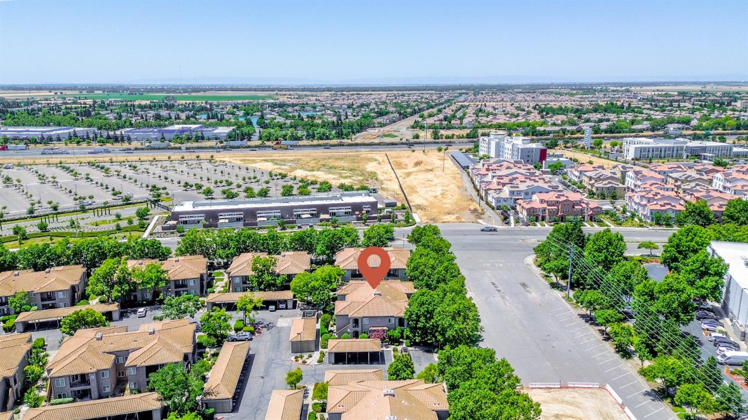 4200 East Commerce Way, Unit 1611 Sacramento, CA 95834 - Photo 38 of 39 an aerial view of a city