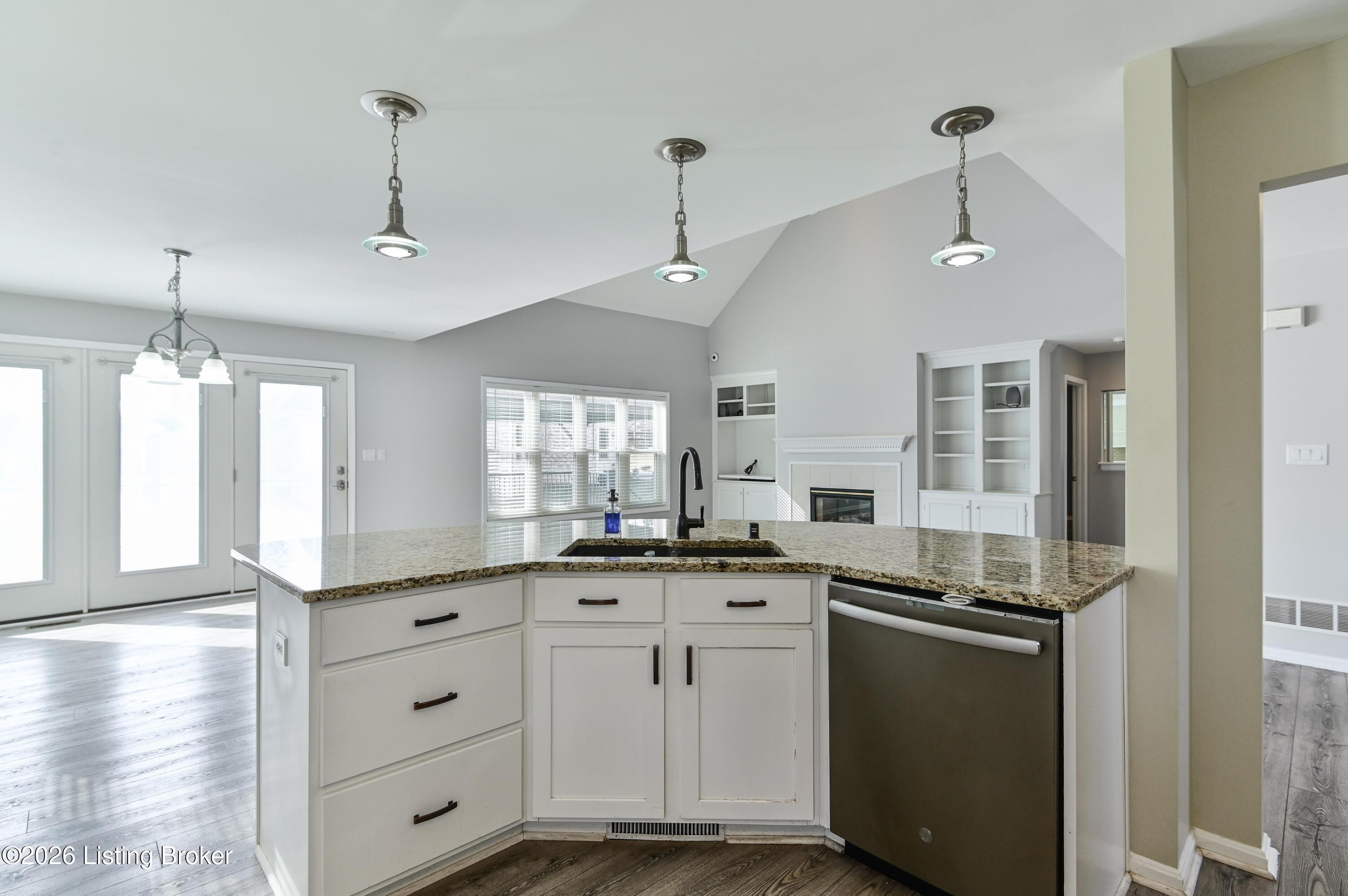12706 Razor Branch Court Louisville, KY 40299 - Photo 15 of 77 18 20260123-4279