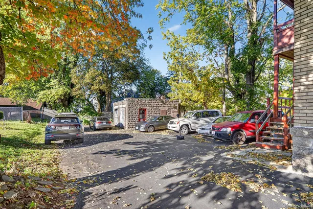 $329,998 | 964 State Street, Schenectady, NY 12307