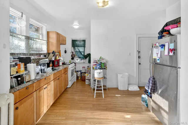 $329,998 | 964 State Street, Schenectady, NY 12307