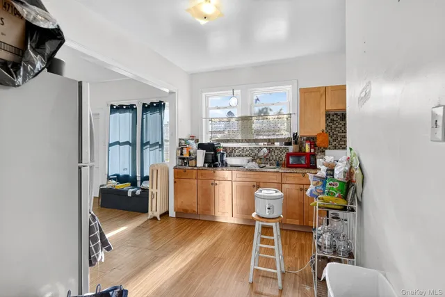 $329,998 | 964 State Street, Schenectady, NY 12307