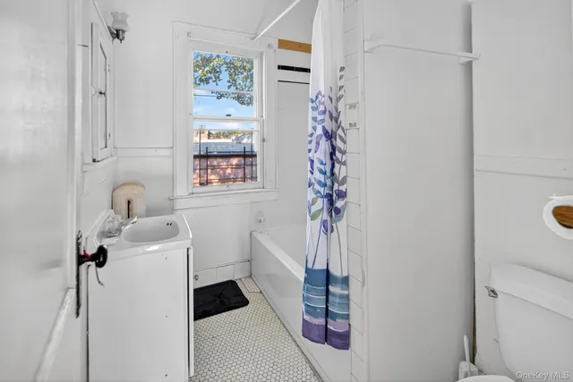 $329,998 | 964 State Street, Schenectady, NY 12307