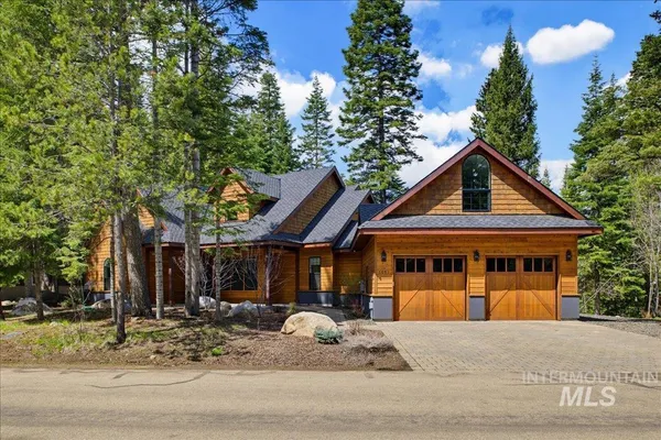 $1,695,000 | 1051 Bitterroot Drive, McCall, ID 83638