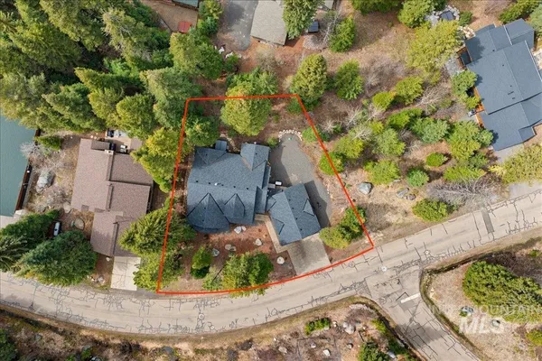 $1,695,000 | 1051 Bitterroot Drive, McCall, ID 83638