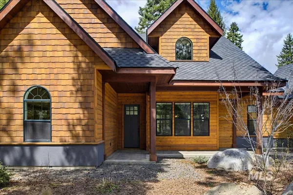 $1,695,000 | 1051 Bitterroot Drive, McCall, ID 83638