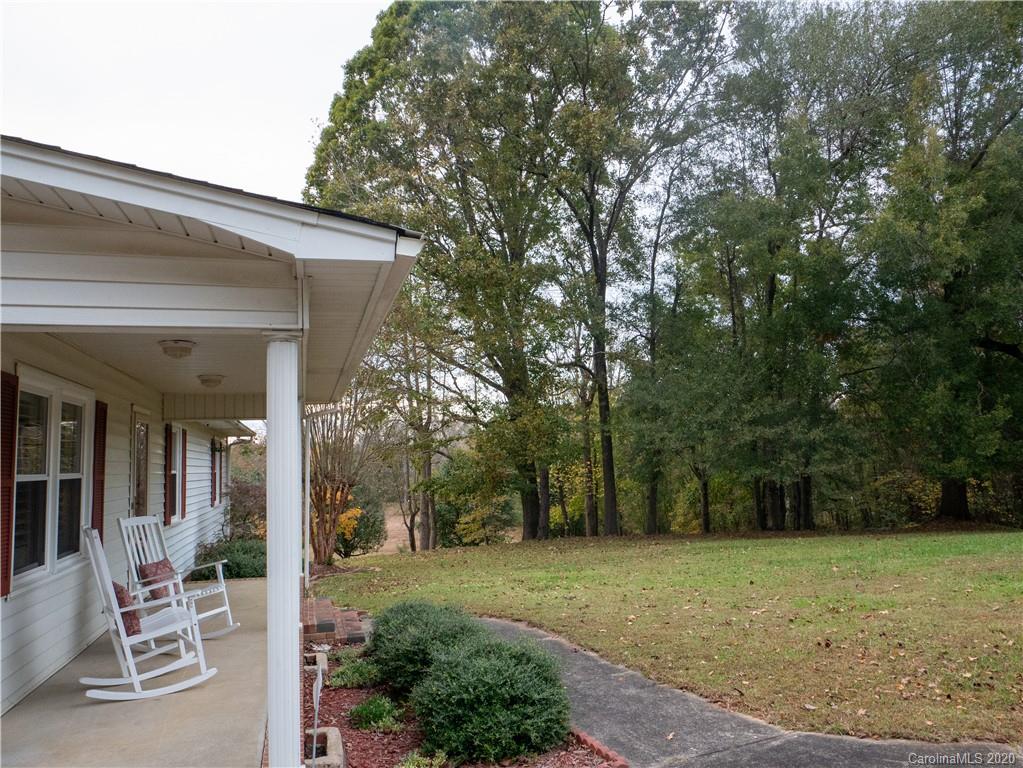 1712 Floyd Road Rock Hill, SC 29730 - Photo 4 of 14 Gallery Image 4