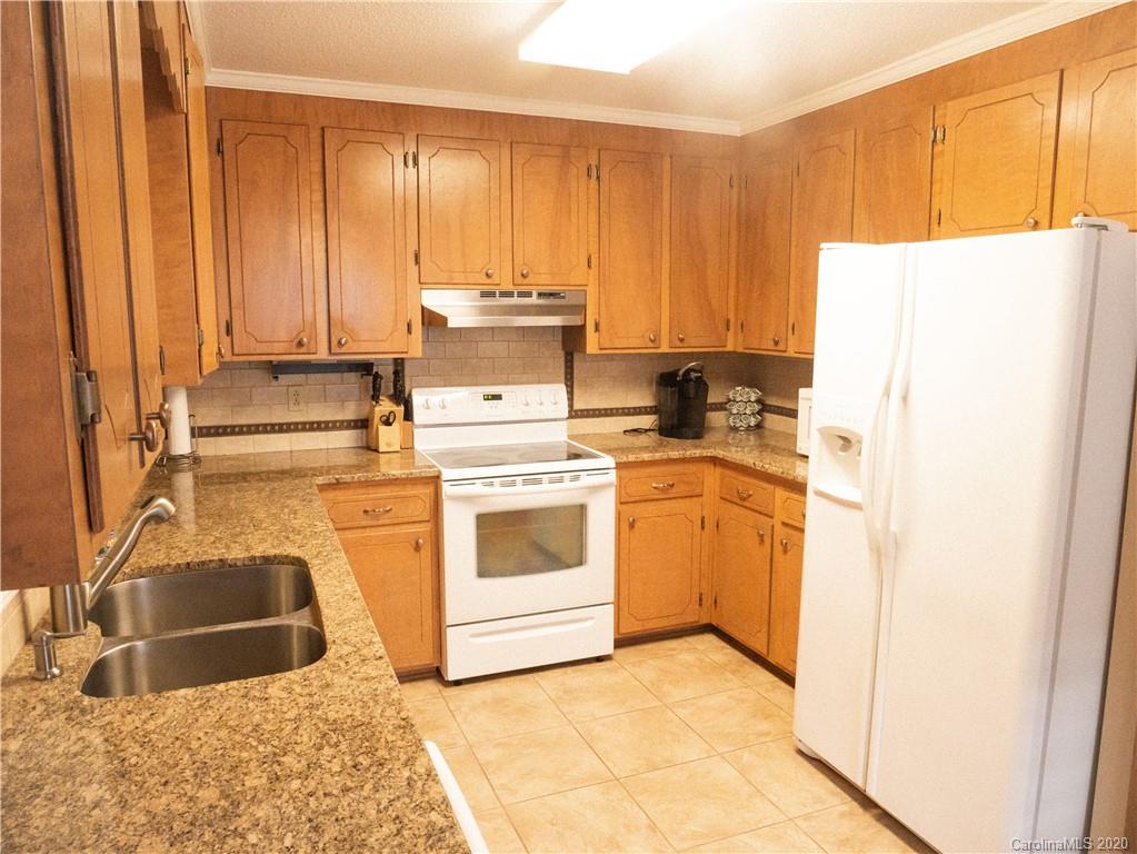1712 Floyd Road Rock Hill, SC 29730 - Photo 8 of 14 Gallery Image 8