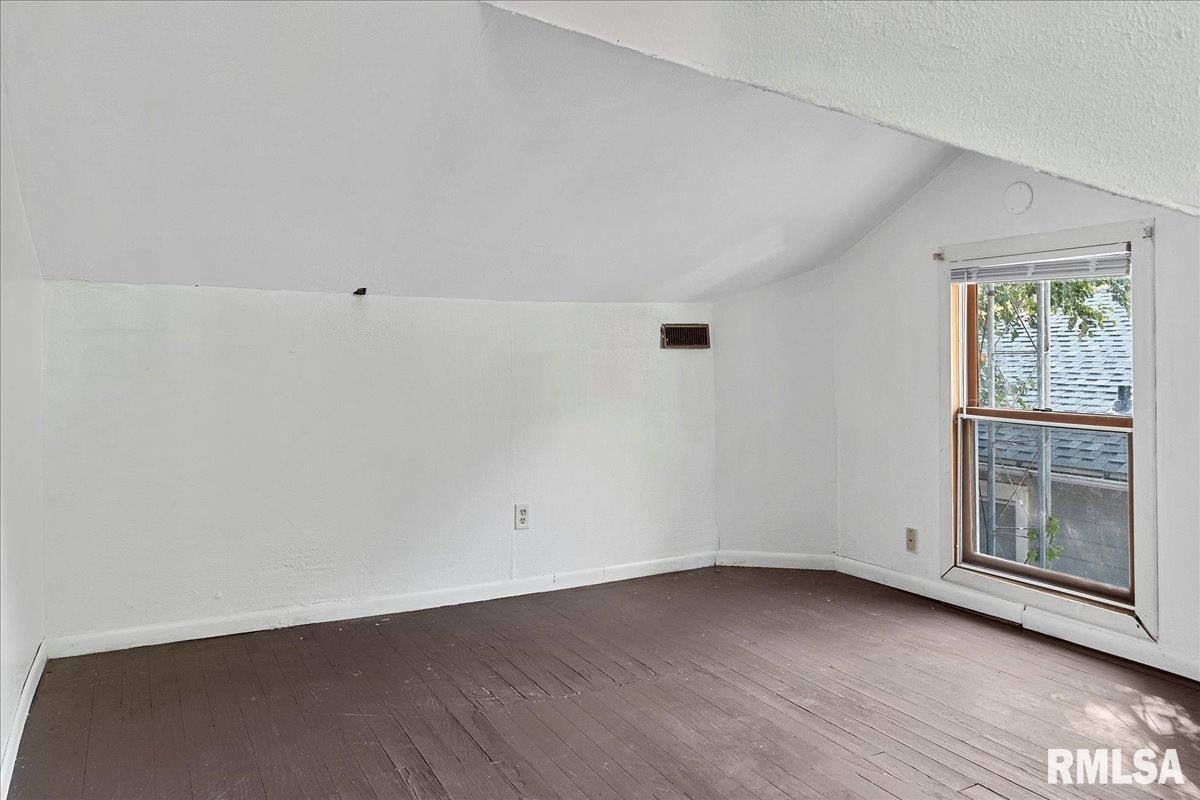 2516 South 10th Street Springfield, IL 62703 - Photo 18 of 29