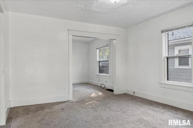 $95,000 | 2516 South 10th Street, Springfield, IL 62703