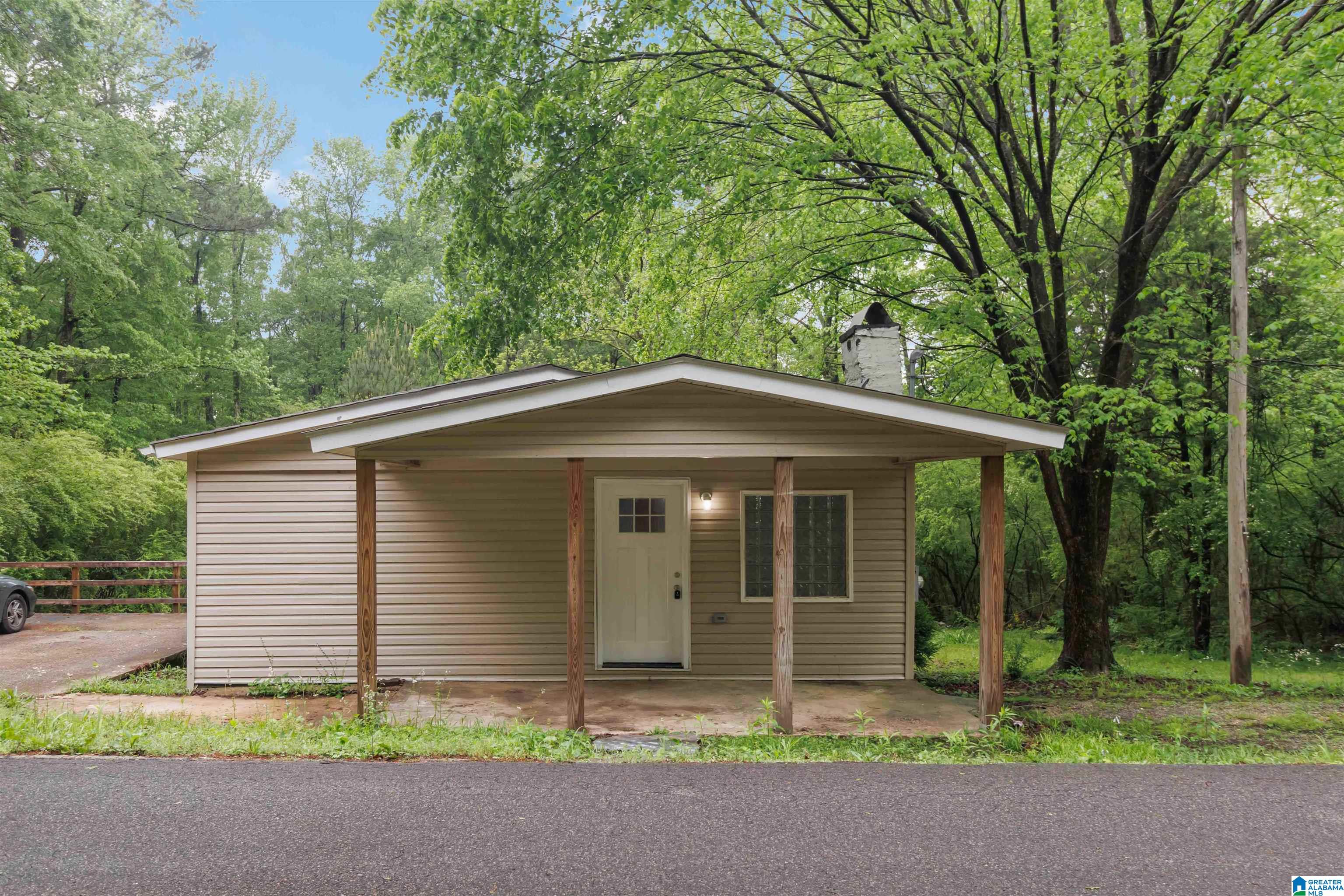 1685 Kelly Loop Road Mount Olive, AL 35117 - Photo 1 of 24
