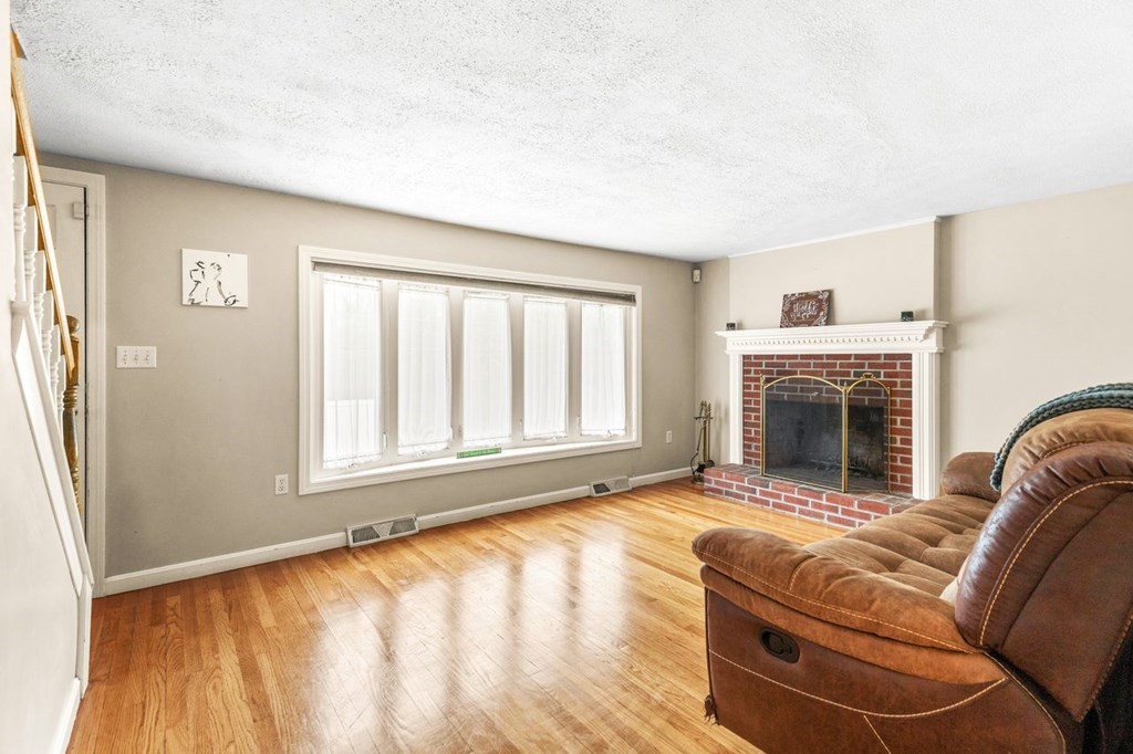 159 Nashua Road Billerica, MA 01862 - Photo 8 of 35 Gallery Image 8