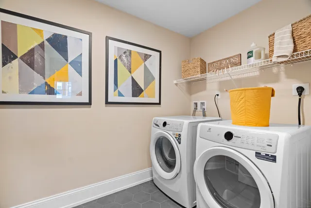 $778,572 | 81 Shea Circle, Unit 81, Cheshire, CT 06410