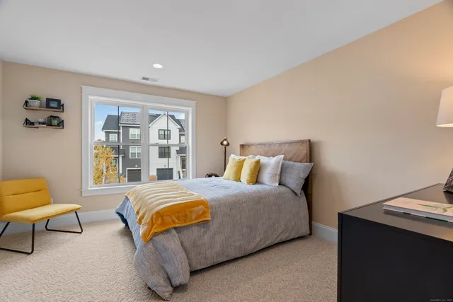 $778,572 | 81 Shea Circle, Unit 81, Cheshire, CT 06410