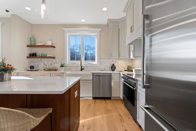 $778,572 | 81 Shea Circle, Unit 81, Cheshire, CT 06410