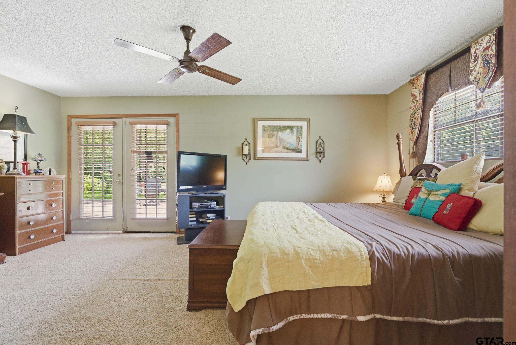 6146 County Road 334 Tyler, TX 75708 - Photo 18 of 34