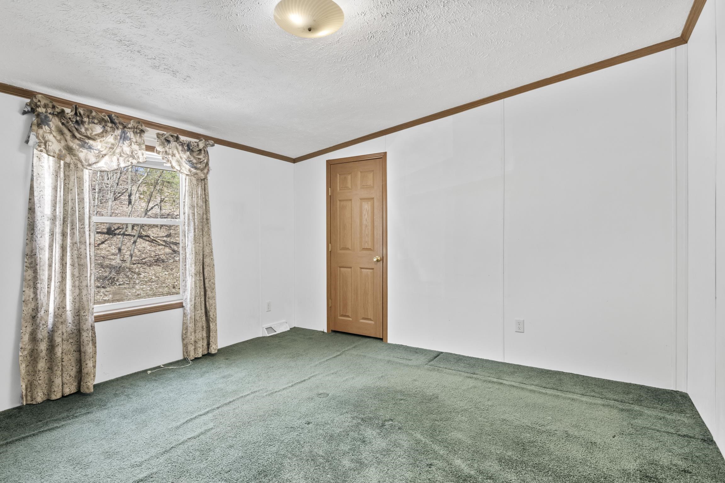 11153 Center Road Traverse City, MI 49686 - Photo 13 of 25