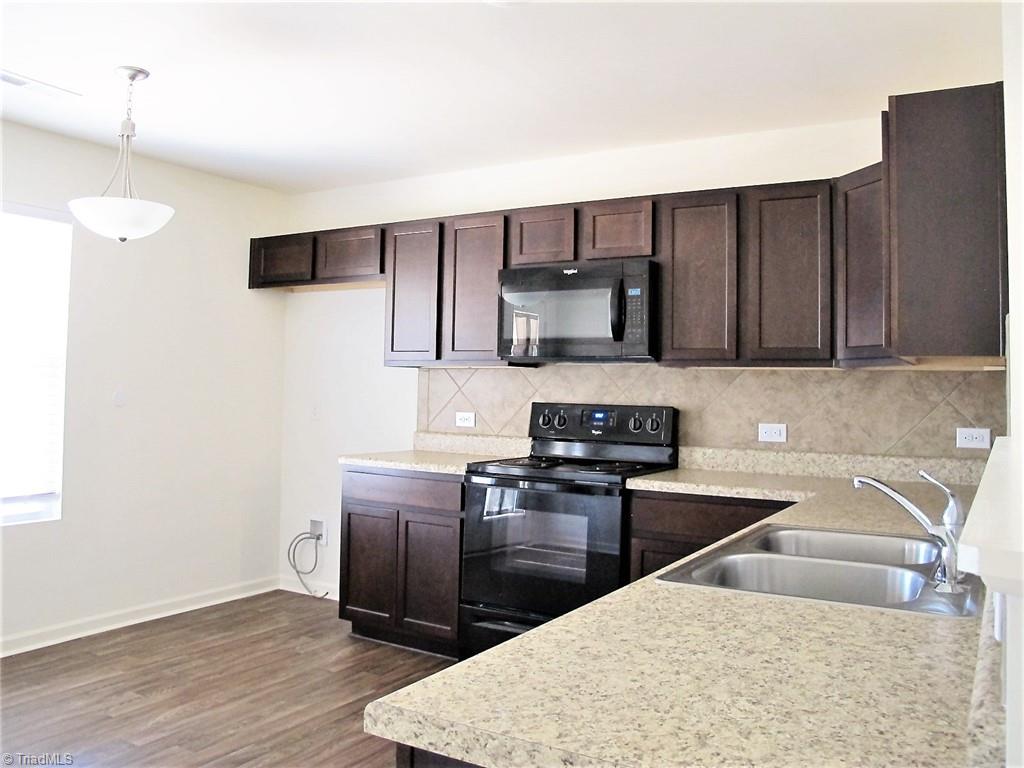 1094 Bitting Hall Circle Rural Hall, NC 27045 - Photo 3 of 22