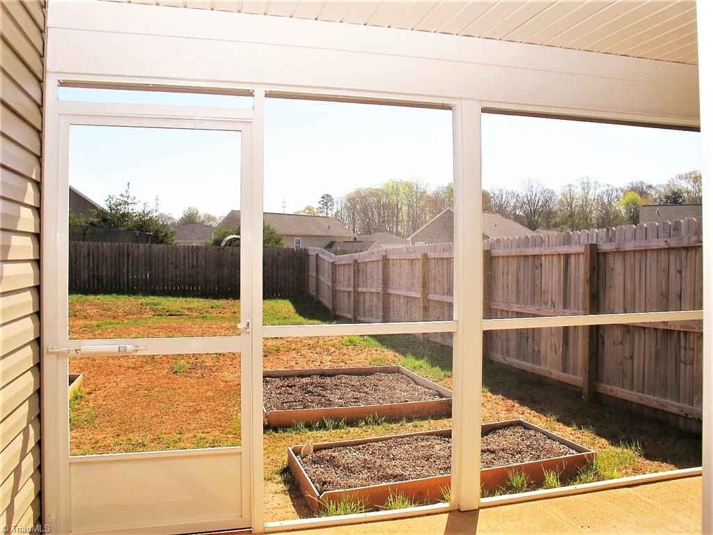 1094 Bitting Hall Circle Rural Hall, NC 27045 - Photo 4 of 22