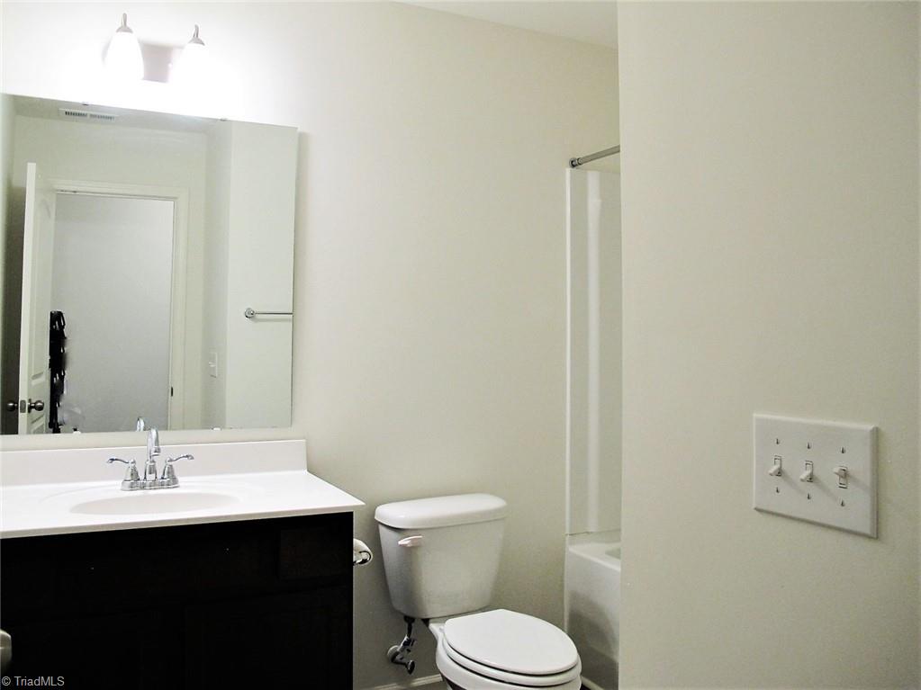 1094 Bitting Hall Circle Rural Hall, NC 27045 - Photo 10 of 22