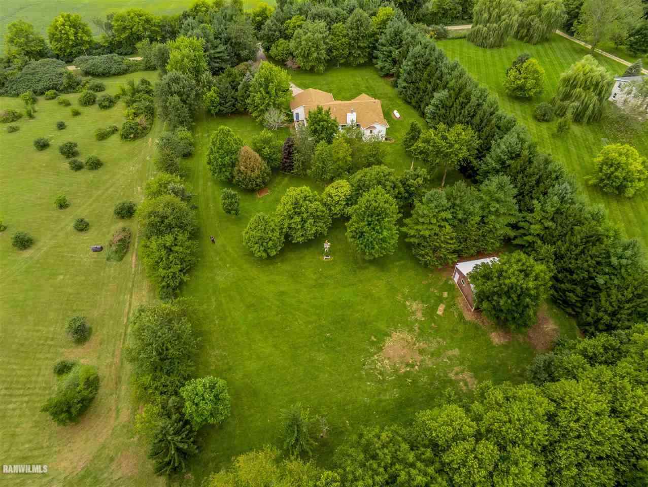 16867 Hartman Road Davis, IL 61019 - Photo 31 of 39 a view of a garden