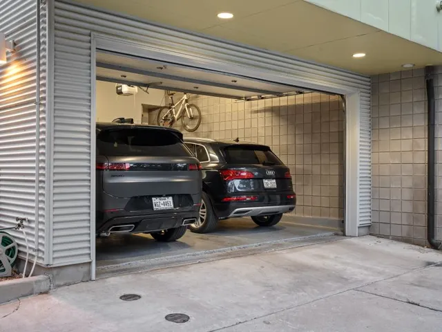 $1,150,000 | 5502 Guadalupe Street, Unit 1, Austin, TX 78751