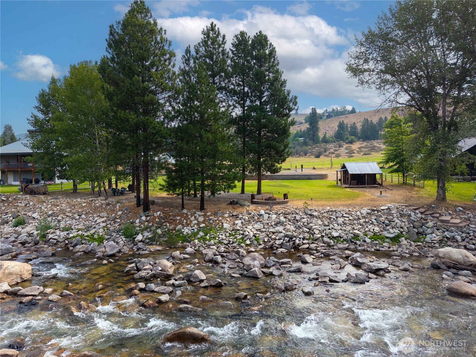36 Maughans River Road Winthrop, WA 98862 - Photo 8 of 39 Gallery Image 8