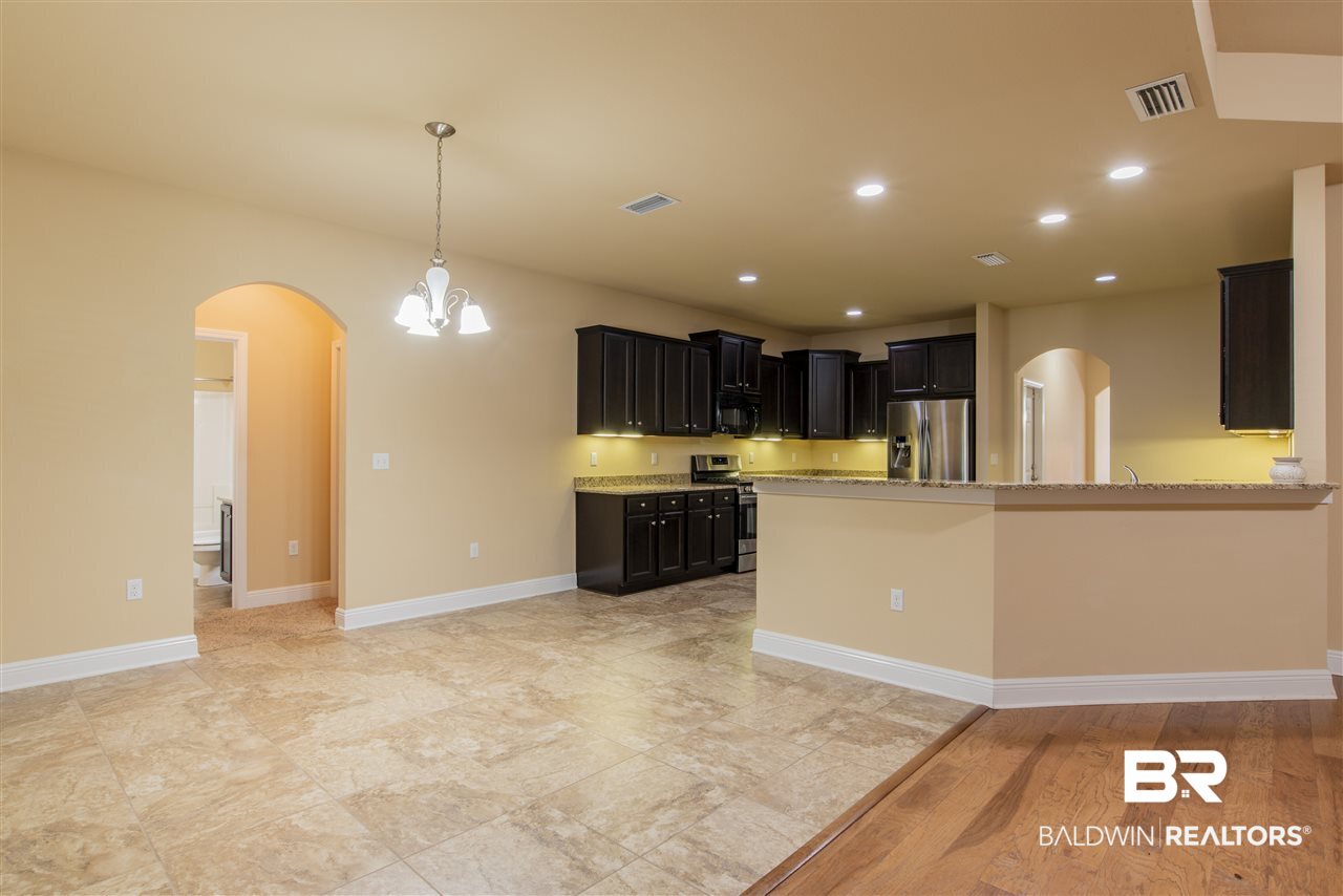 23433 Dundee Circle Foley, AL 36535 - Photo 9 of 50