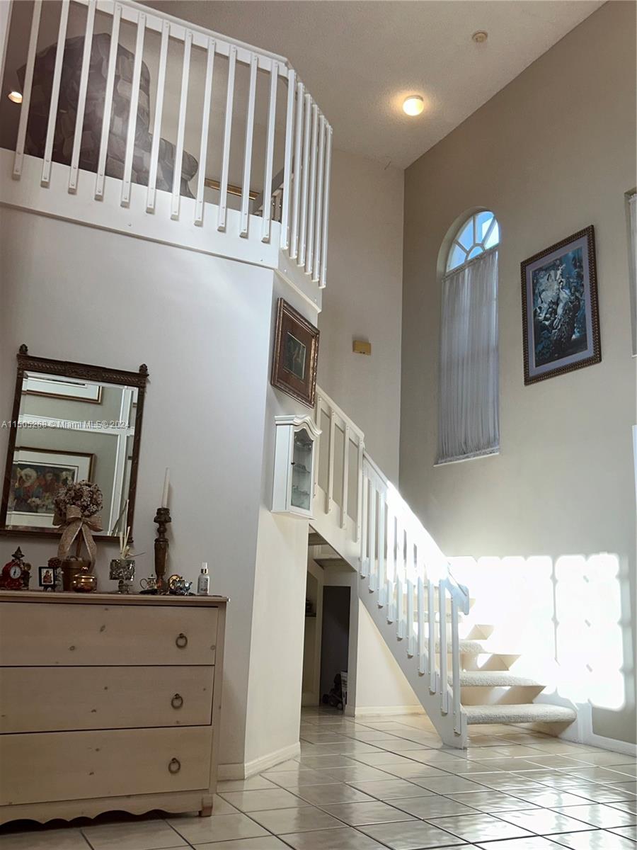 19232 Northwest 88th Place Hialeah, FL 33018 - Photo 11 of 61 a view of entryway