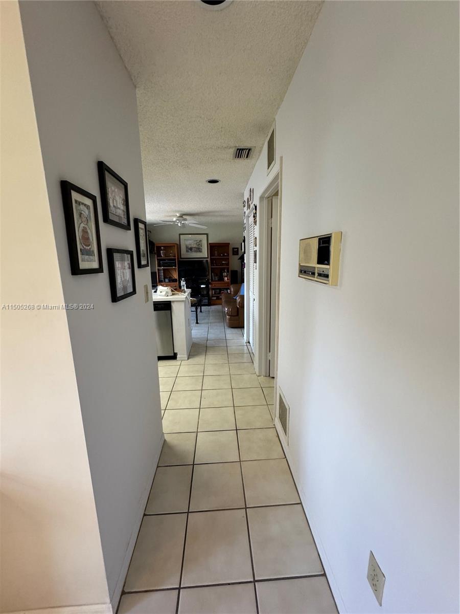 19232 Northwest 88th Place Hialeah, FL 33018 - Photo 25 of 61