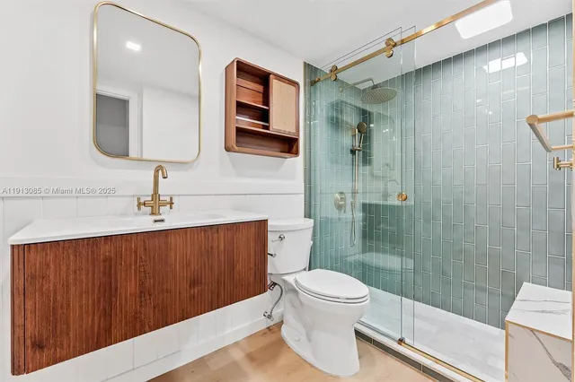 $370,000 | 8617 Southwest 68th Court, Unit 2, Pinecrest, FL 33156