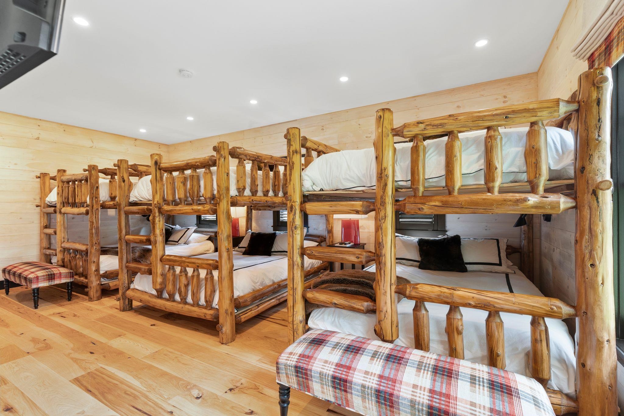 38 Marsh Road Barrington, NH 03825 - Photo 22 of 40