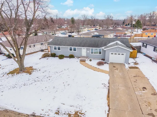 $259,000 | 1111 Sheridan Road, Normal, IL 61761