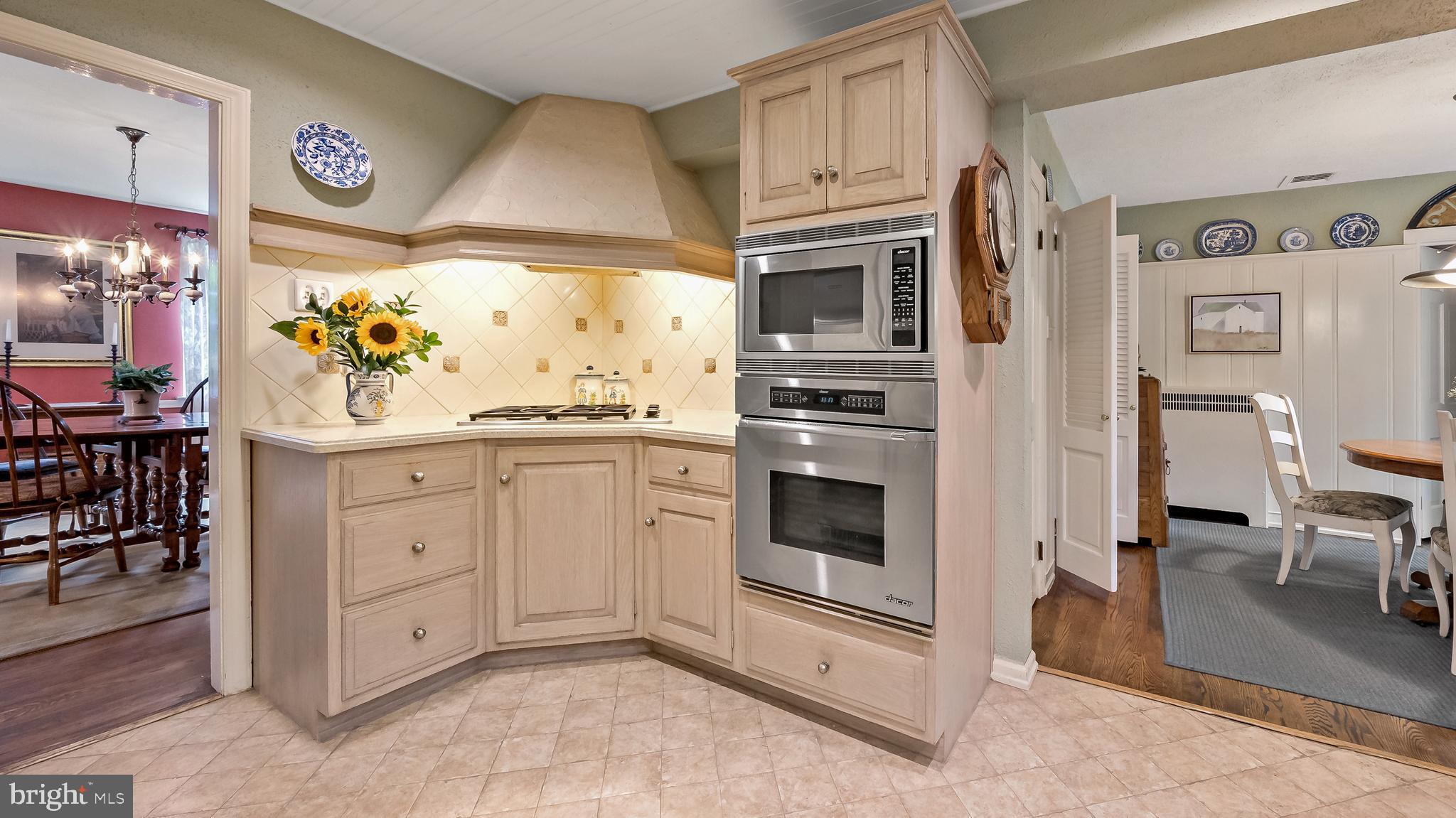 81 East Princeton Road Bala Cynwyd, PA 19004 - Photo 8 of 26 Kitchen