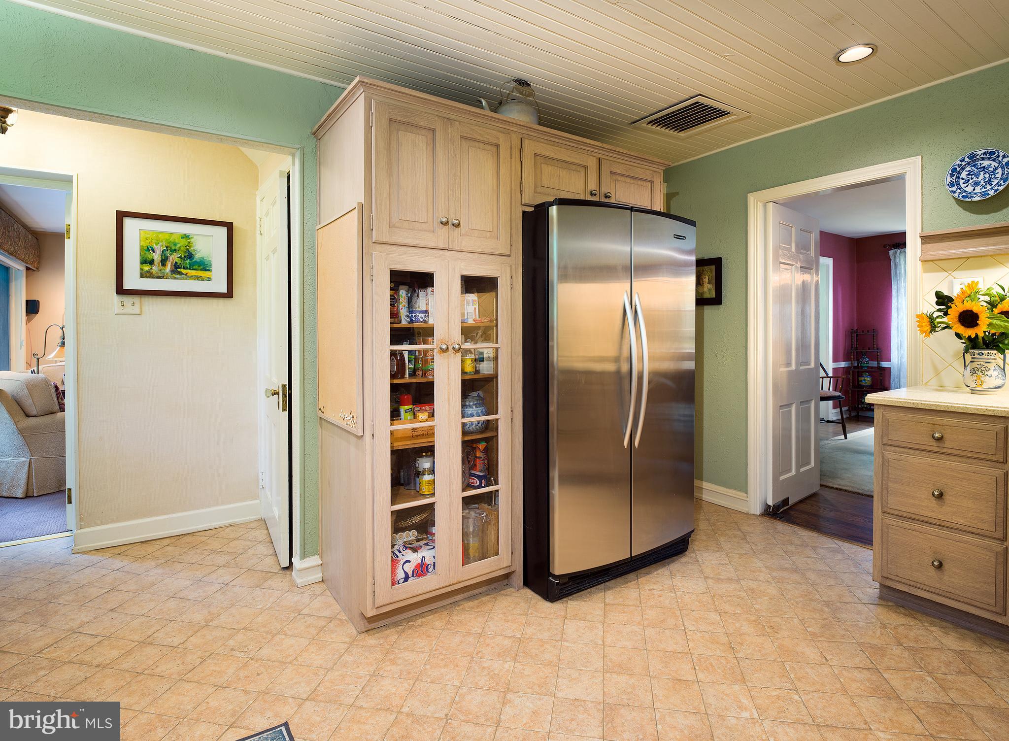 81 East Princeton Road Bala Cynwyd, PA 19004 - Photo 9 of 26 Kitchen