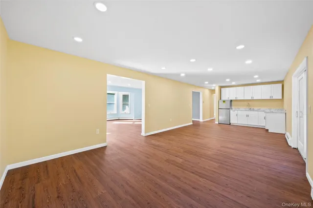 $749,998 | 11 A Grand Avenue, Yaphank, NY 11980