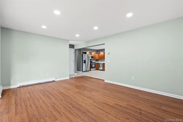 $749,998 | 11 A Grand Avenue, Yaphank, NY 11980