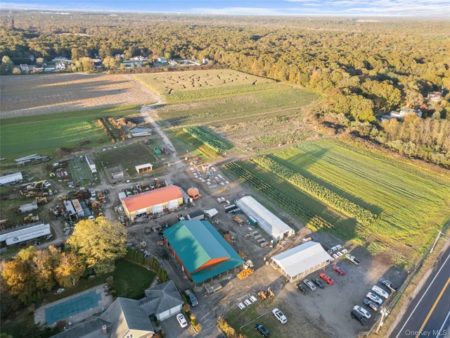 $749,998 | 11 A Grand Avenue, Yaphank, NY 11980