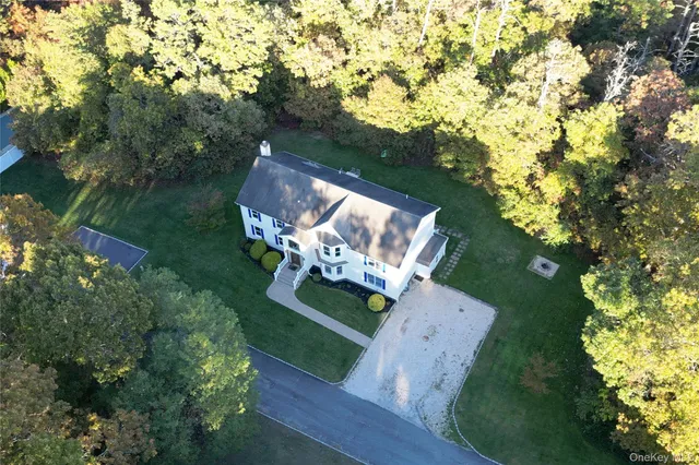 $749,998 | 11 A Grand Avenue, Yaphank, NY 11980