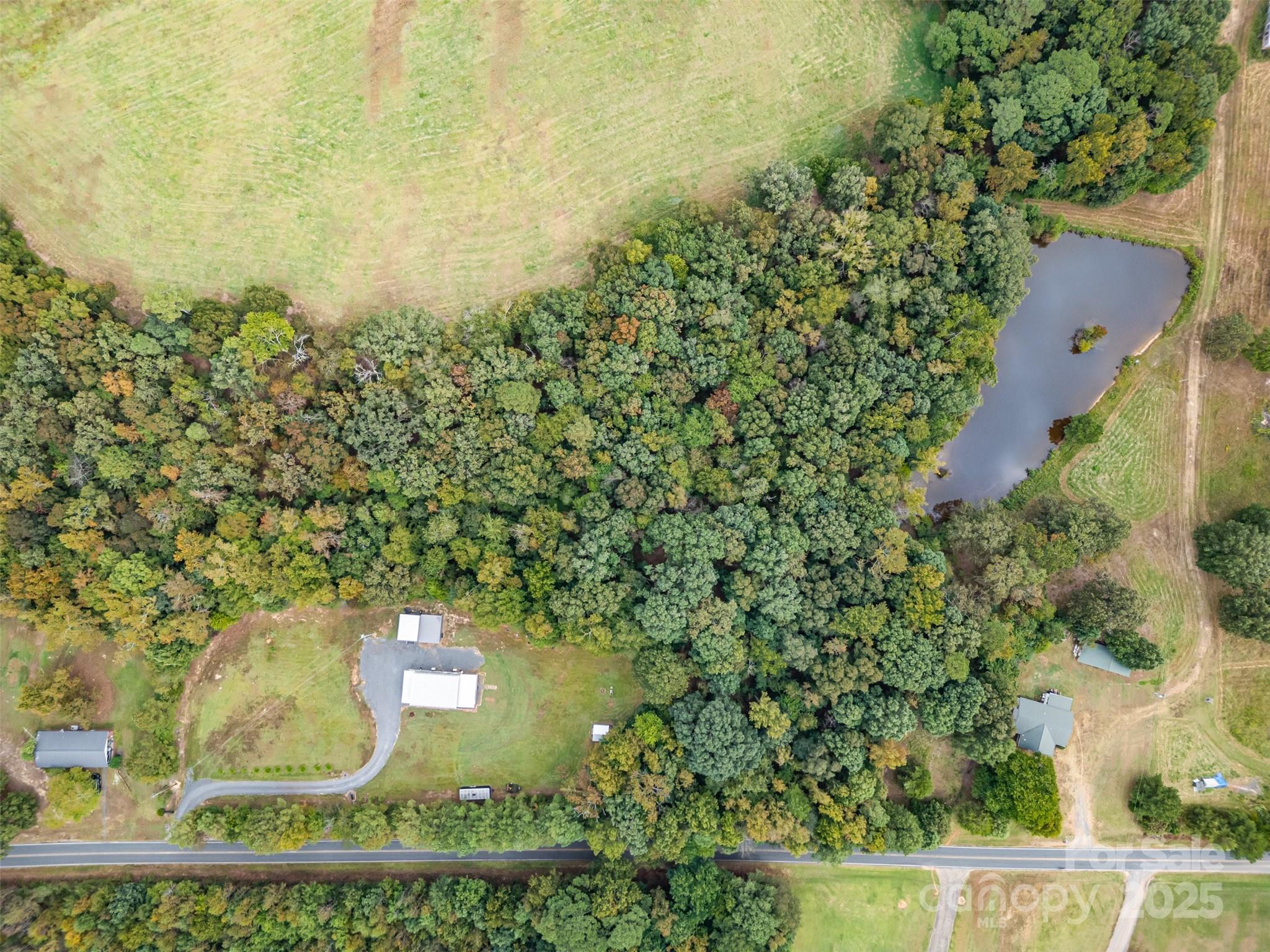 690 Hill Road Wadesboro, NC 28170 - Photo 23 of 26 an aerial view of a residential houses with yard