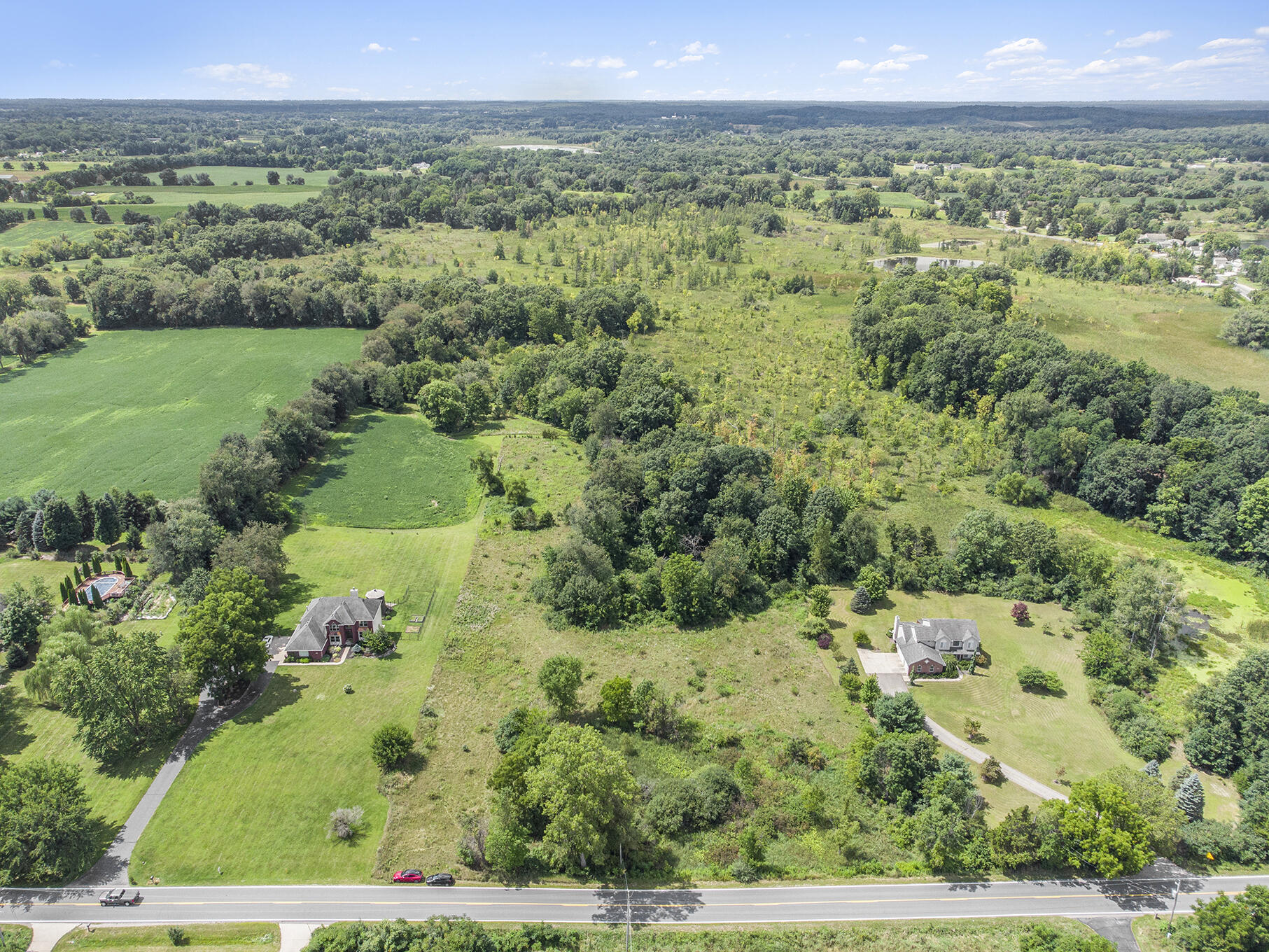 4752 Kalmbach Road Chelsea, MI 48118 - Photo 11 of 13 003_dji_0253