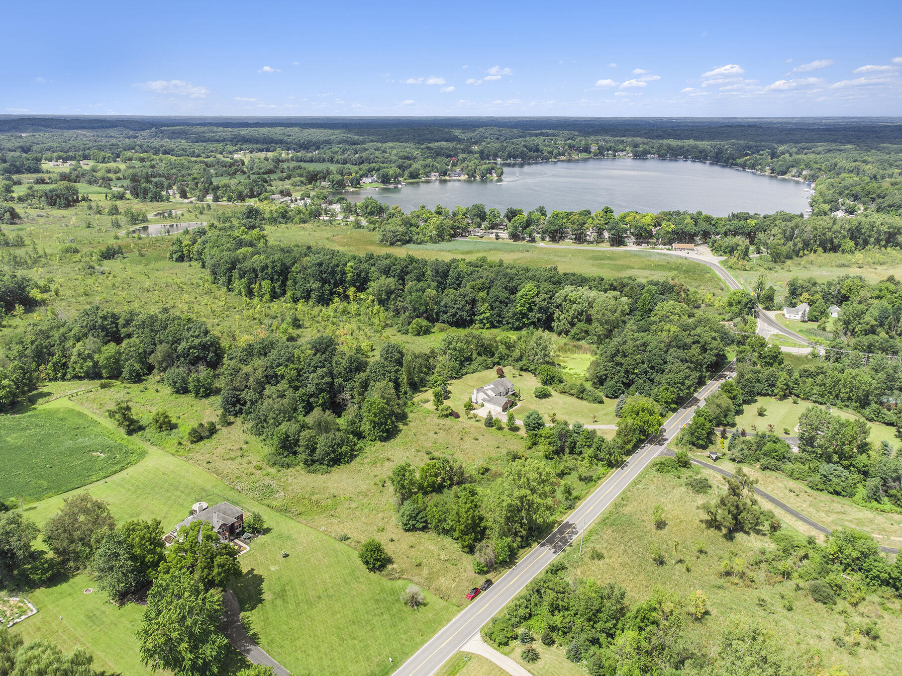 4752 Kalmbach Road Chelsea, MI 48118 - Photo 8 of 13 001_dji_0251