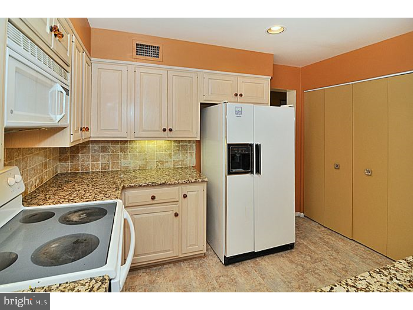1377 Bartlett Road Wayne, PA 19087 - Photo 18 of 24 Gallery Image 18
