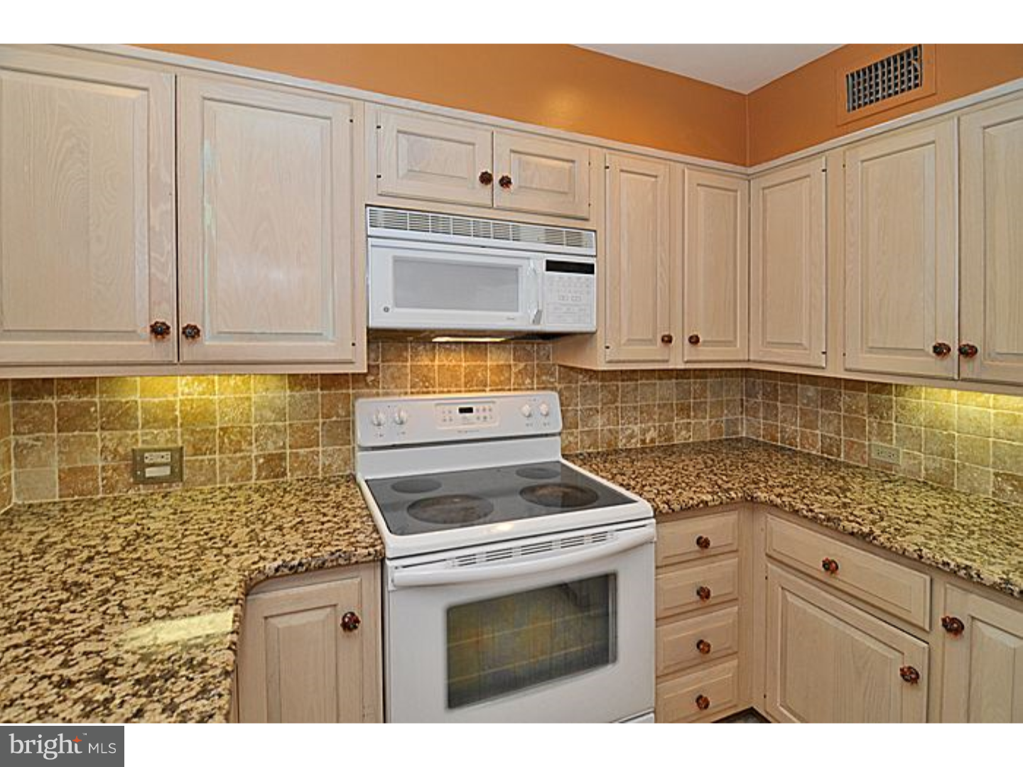 1377 Bartlett Road Wayne, PA 19087 - Photo 19 of 24 Gallery Image 19