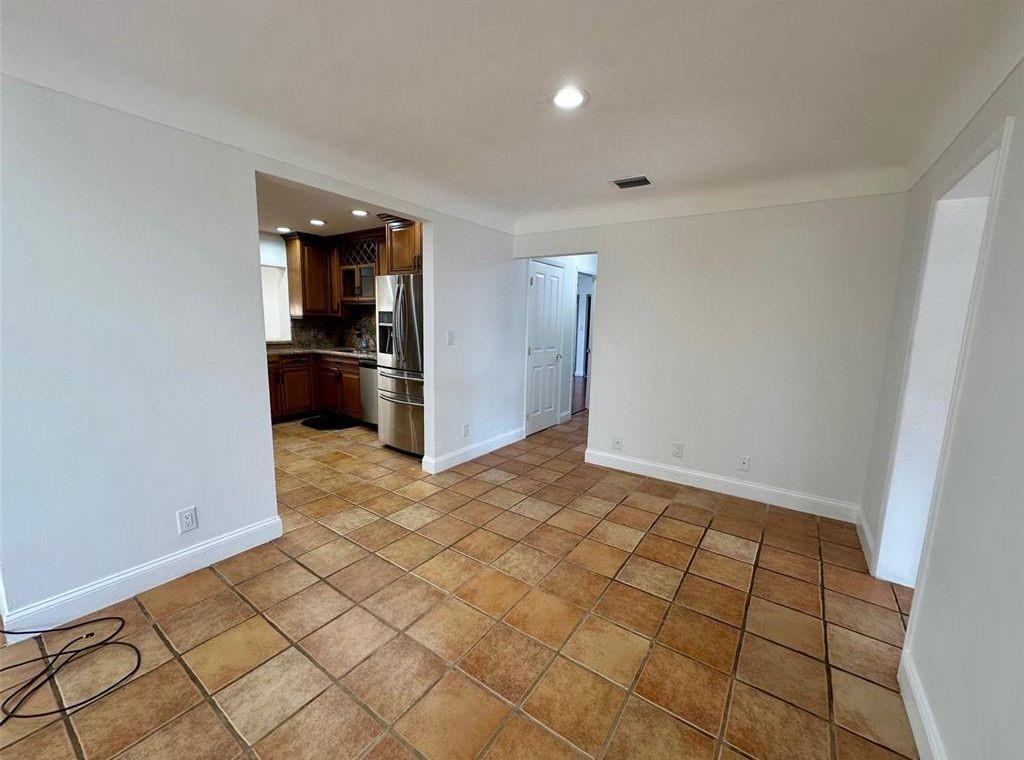 2001 Northeast 27th Court Lighthouse Point, FL 33064 - Photo 22 of 31