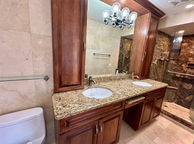 $4,995 | 2001 Northeast 27th Court, Lighthouse Point, FL 33064