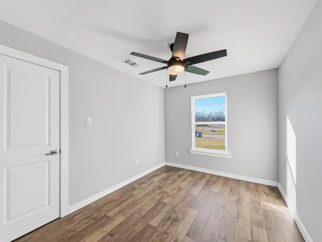 $212,000 | 104 Clark Avenue, Whitesboro, TX 76273