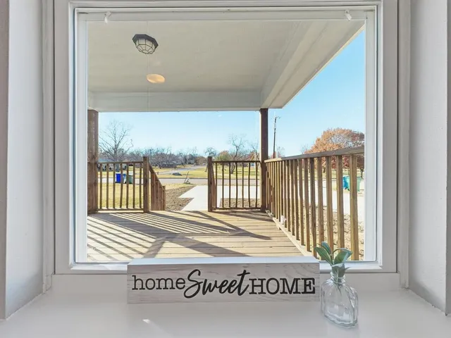 $212,000 | 104 Clark Avenue, Whitesboro, TX 76273