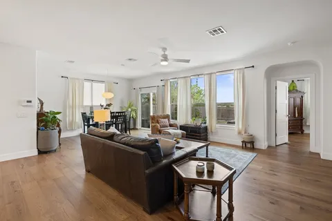 $679,500 | 8616 Ipswich Bay Drive, Austin, TX 78747